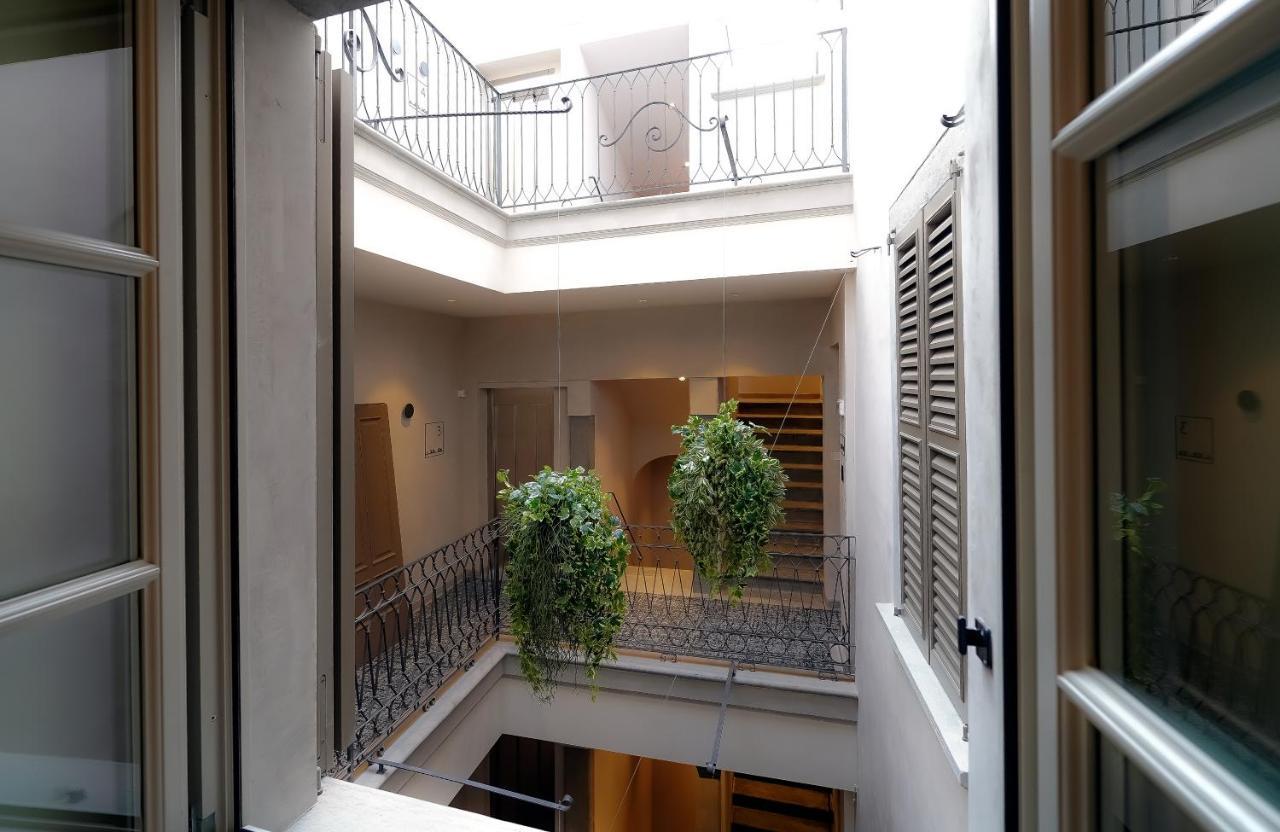 Bergamo Inn 21 Eksteriør billede Interior of the building